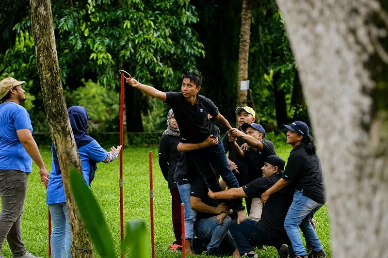 BMW PERFORMANCE - Outbound-medan-wonderfultoba-harga-outbound-medan-paket-outbound